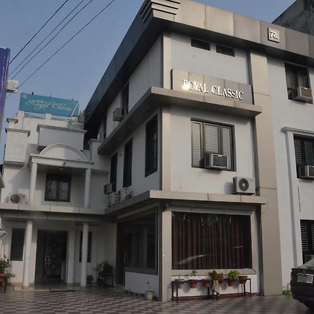 Hotel Royal Classic Bareilly Exterior photo