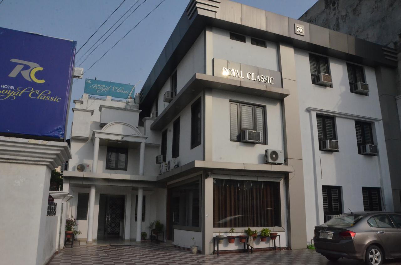 Hotel Royal Classic Bareilly Exterior photo