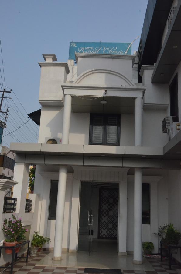 Hotel Royal Classic Bareilly Exterior photo