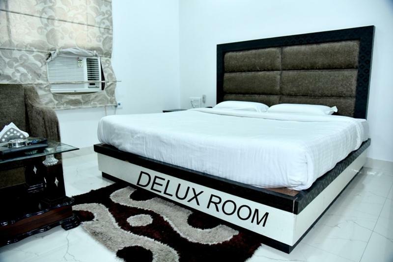Hotel Royal Classic Bareilly Exterior photo