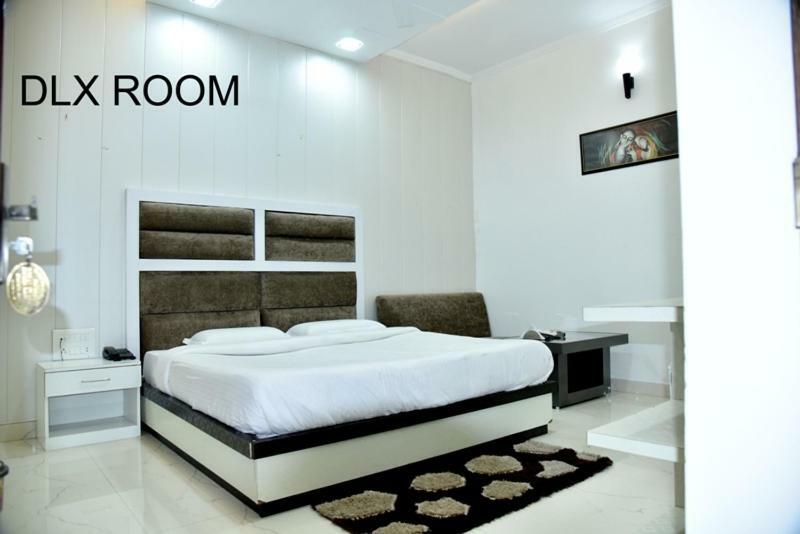 Hotel Royal Classic Bareilly Exterior photo